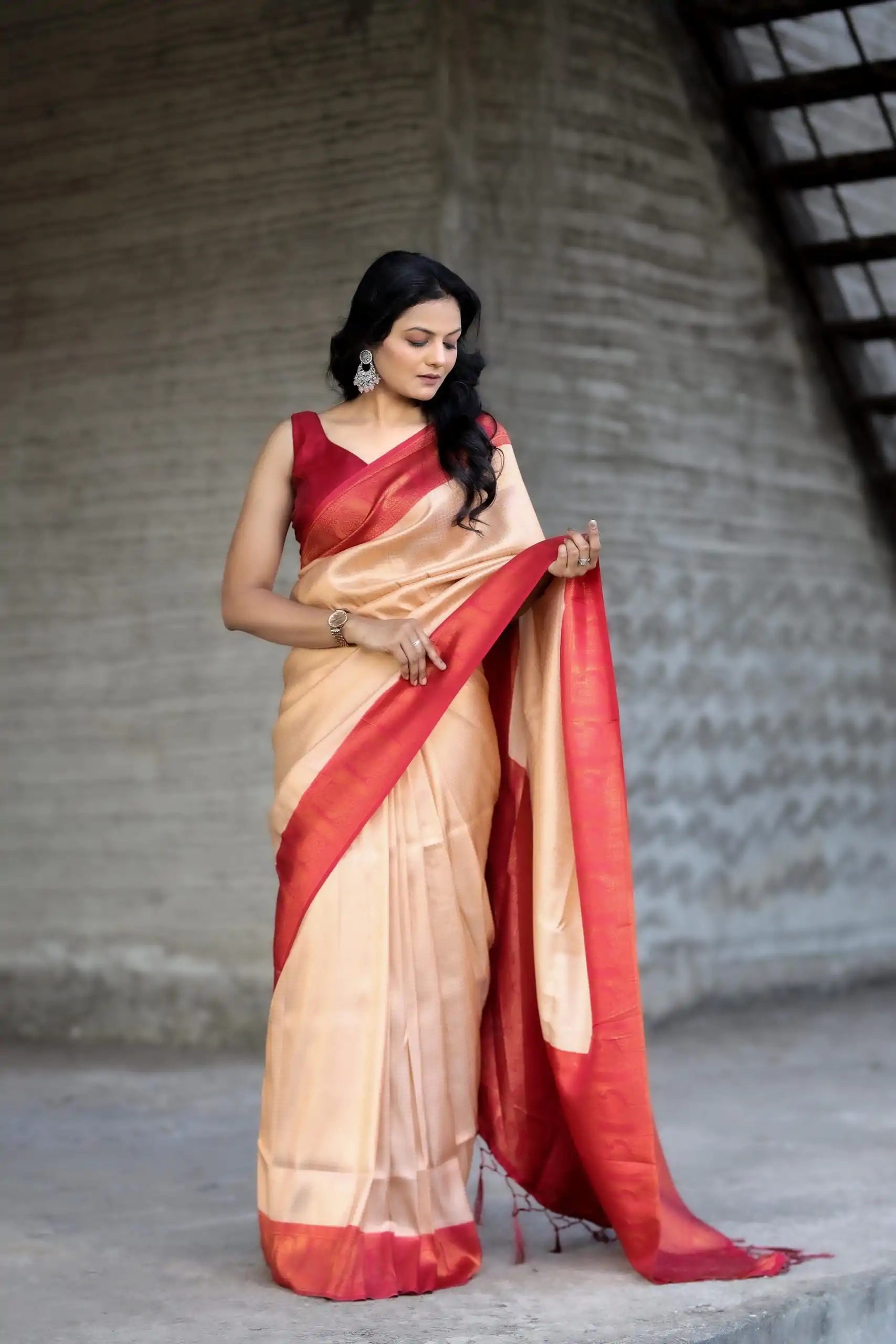 GK Mayurika Golden Color Soft Silk Beautiful Rich Pallu All Over Saree Events Casual Wedding Festive . Expected Delivery  4-6 Working Days @1999/- | Designer Sarees, Sarees, Bollywood Sarees, Creative Sarees, Embroidered Sarees, Ethnic Saree, Modern Digital sarees, Party Wear Sarees