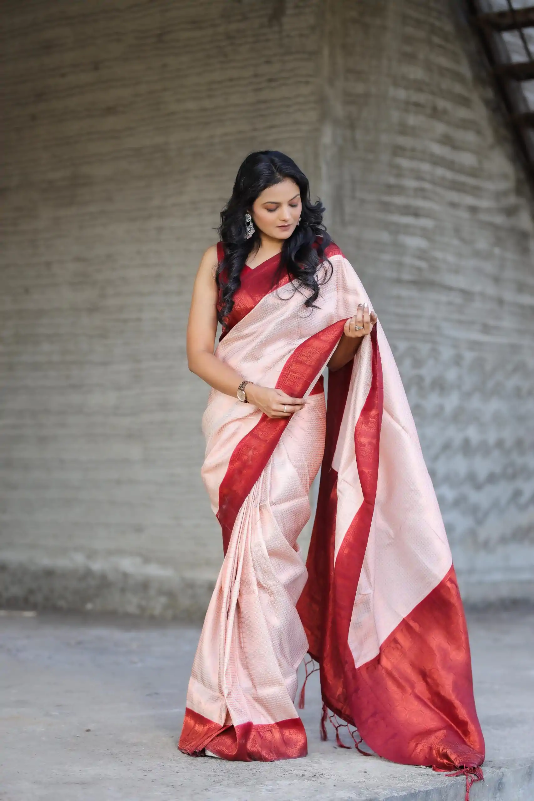 GK Mayurika Light Pink Color Soft Silk Beautiful Rich Pallu All Over Saree Events Casual Wedding Festive . Expected Delivery  4-6 Working Days @1999/- | Designer Sarees, Sarees, Bollywood Sarees, Creative Sarees, Embroidered Sarees, Ethnic Saree, Modern Digital sarees, Party Wear Sarees