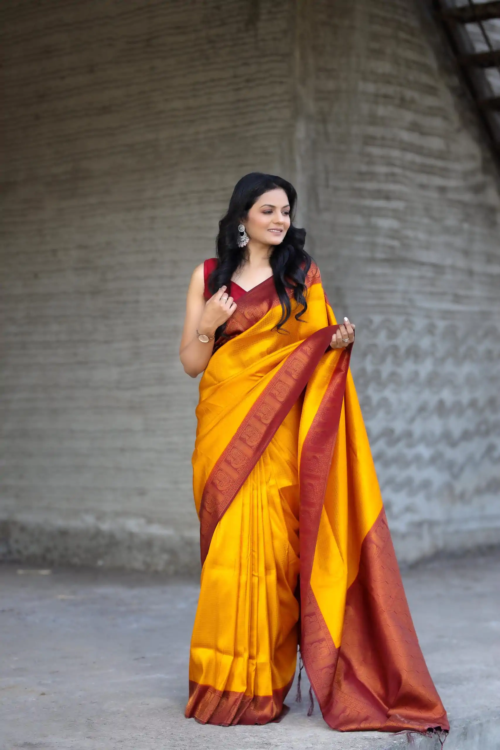 GK Mayurika Yellow Color Soft Silk Beautiful Rich Pallu All Over Saree Events Casual Wedding Festive . Expected Delivery  4-6 Working Days @1999/- | Designer Sarees, Sarees, Bollywood Sarees, Creative Sarees, Embroidered Sarees, Ethnic Saree, Modern Digital sarees, Party Wear Sarees