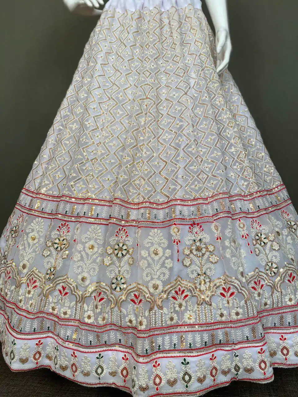 LG 498 White Color Georgette Sequence Embroidery Lehenga Choli Traditional Wear, Festive, Wedding, Events Expected Delivery 4-6 Working Days @2099/- | Lehenga, Bollywood Lehenga, Creative Lehenga, Designer Lehenga, Embroidered Lehenga, Party Wear Lehenga