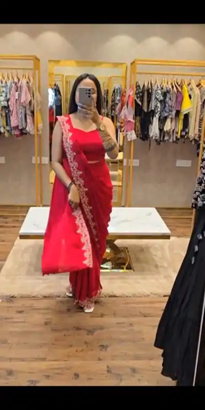ST 1054 Pink Color Chinon Embroidery Work Koti And Saree Casual, Wedding, Party, Festive, Events Etc. Expected Delivery 4-6 Working Days @2399/- | Designer Sarees, Sarees, Bollywood Sarees, Creative Sarees, Embroidered Sarees, Ethnic Saree, Modern Digital sarees, Party Wear Sarees