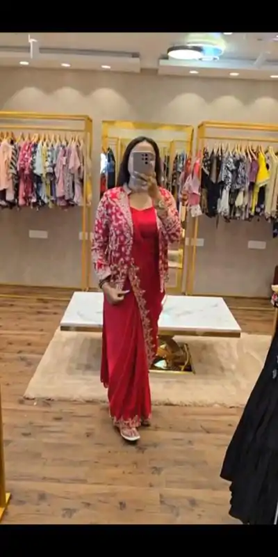 ST 1054 Pink  Color Chinon Embroidery Work Koti And Saree Casual, Wedding, Party, Festive, Events Etc. Expected Delivery 4-6 Working Days @2399/- | Designer Sarees, Sarees, Bollywood Sarees, Creative Sarees, Embroidered Sarees, Ethnic Saree, Modern Digital sarees, Party Wear Sarees