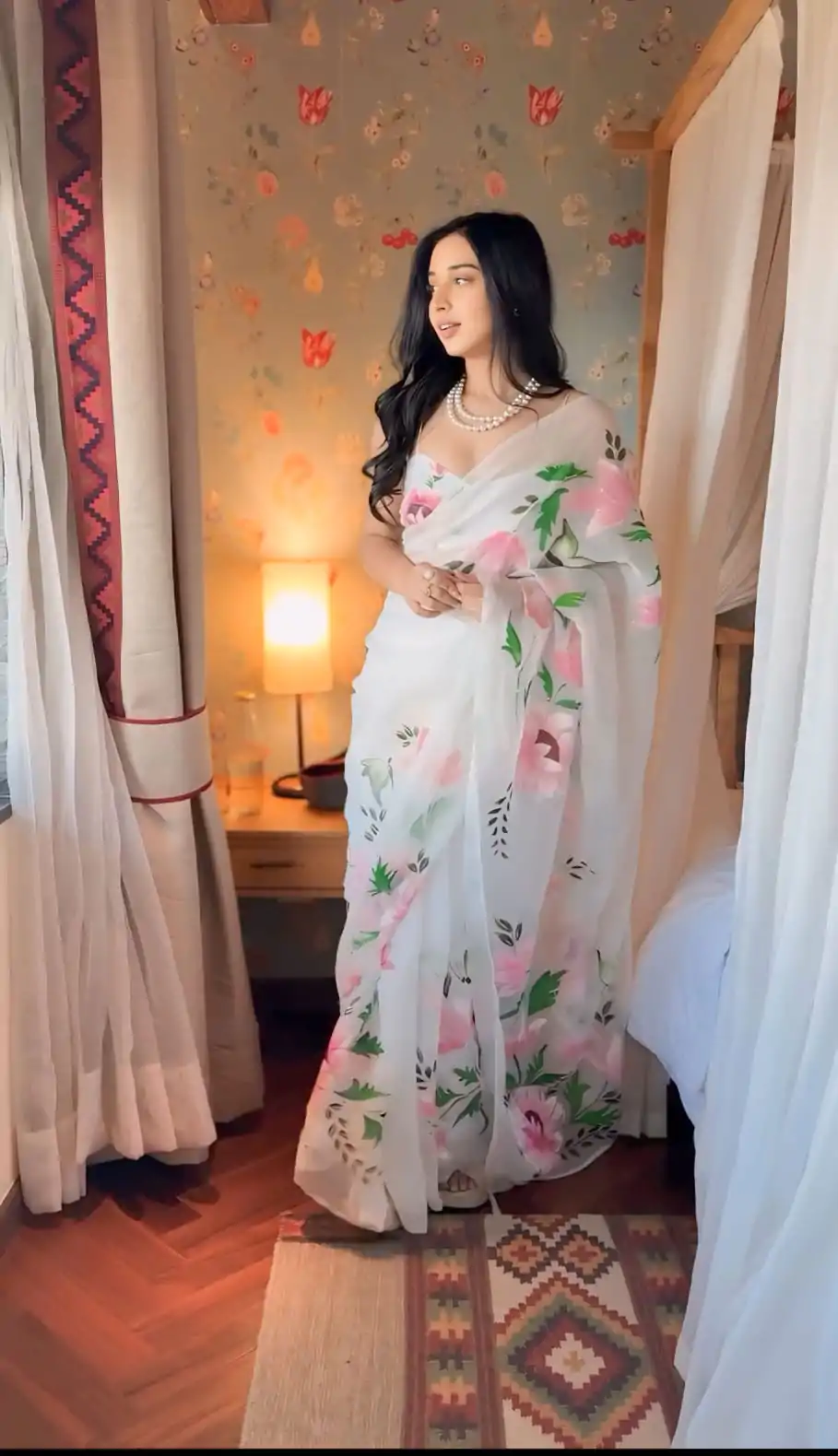  SC 280 White Color Pure Soft Georgette Silk Design All Over Saree , Party Wear, Events, Festivals Expected Delivery 4-6 Working Days 1599/- | Designer Sarees, Sarees, Bollywood Sarees, Creative Sarees, Embroidered Sarees, Ethnic Saree, Modern Digital sarees, Party Wear Sarees