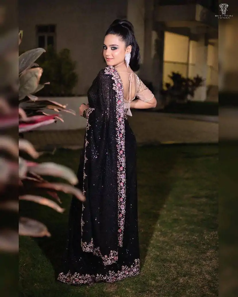 ST 439 Black Color Georgette Cotton Thread Embroidery Saree Casual, Wedding, Party, Festive, Events Etc. Expected Delivery 4-6 Working Days @1949/- | Designer Sarees, Sarees, Bollywood Sarees, Creative Sarees, Embroidered Sarees, Ethnic Saree, Modern Digital sarees, Party Wear Sarees