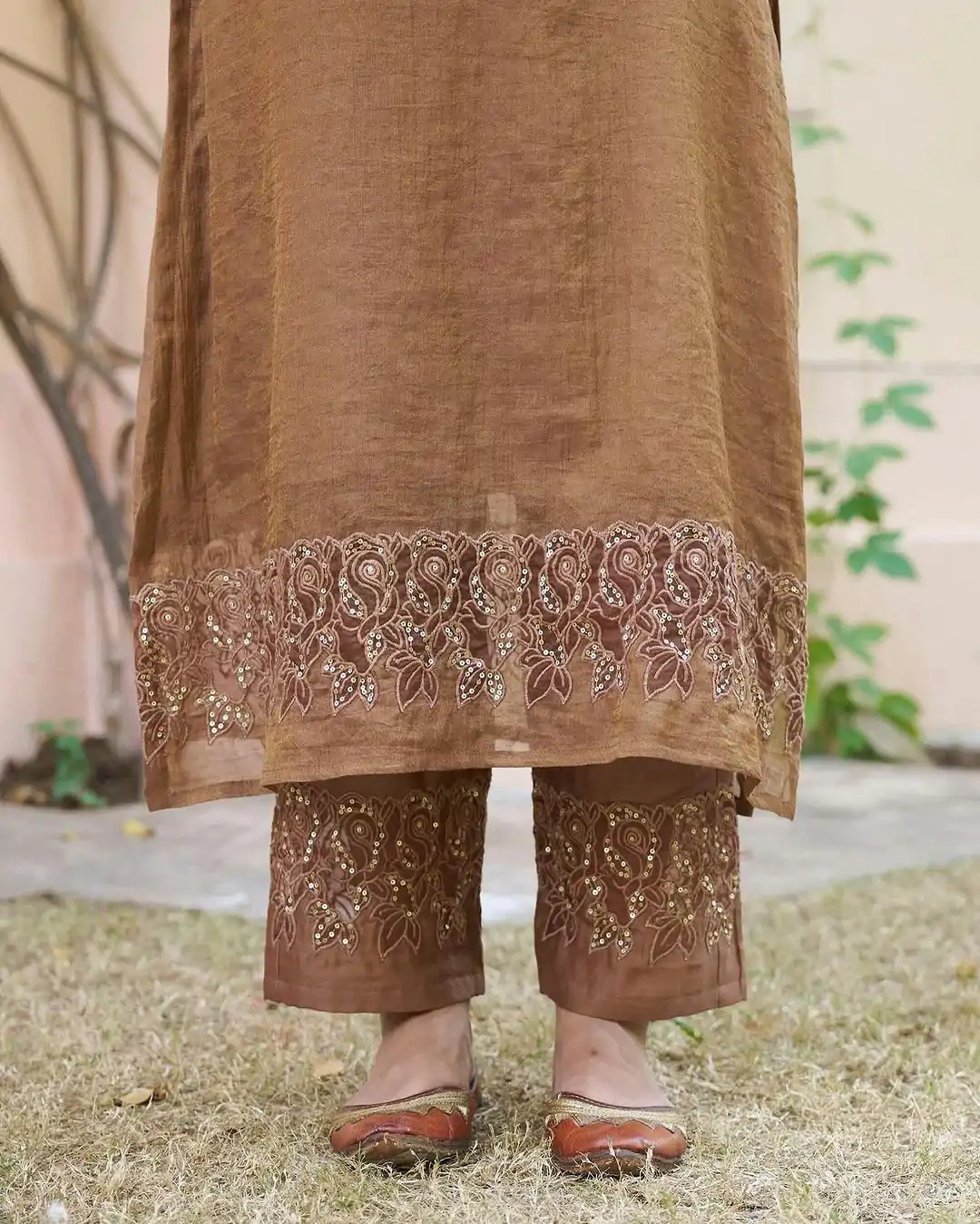 SSR 472 Chicco Color Chandhery Silk Embroidery Salwar Suit Wedding, Party, Festive, Events Expected Delivery 4-6 Working Days @ 1949/- Only | Salwar suit, Casual Suits, Creative suits, Designer Suits, Party Wear Suits, Straight Suits