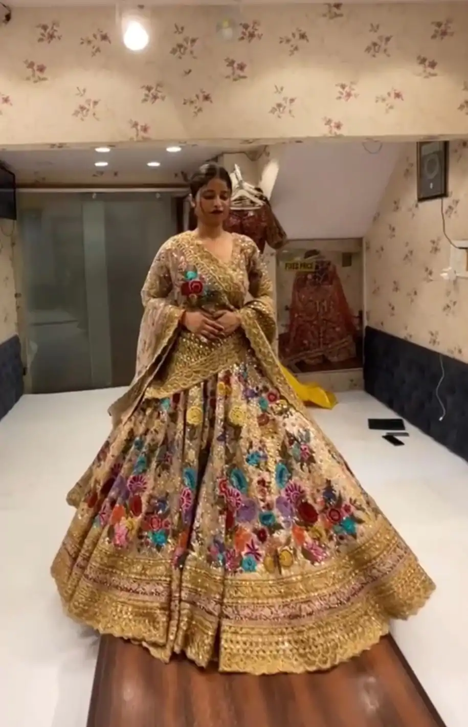 BD 1612 Golden Color Georgette Embroidered Sequins Lehenga Choli Casual, Wedding, Festive, Events Expected Delivery 4-6 Working Days @3449/- | Lehenga, Bollywood Lehenga, Creative Lehenga, Designer Lehenga, Embroidered Lehenga, Party Wear Lehenga