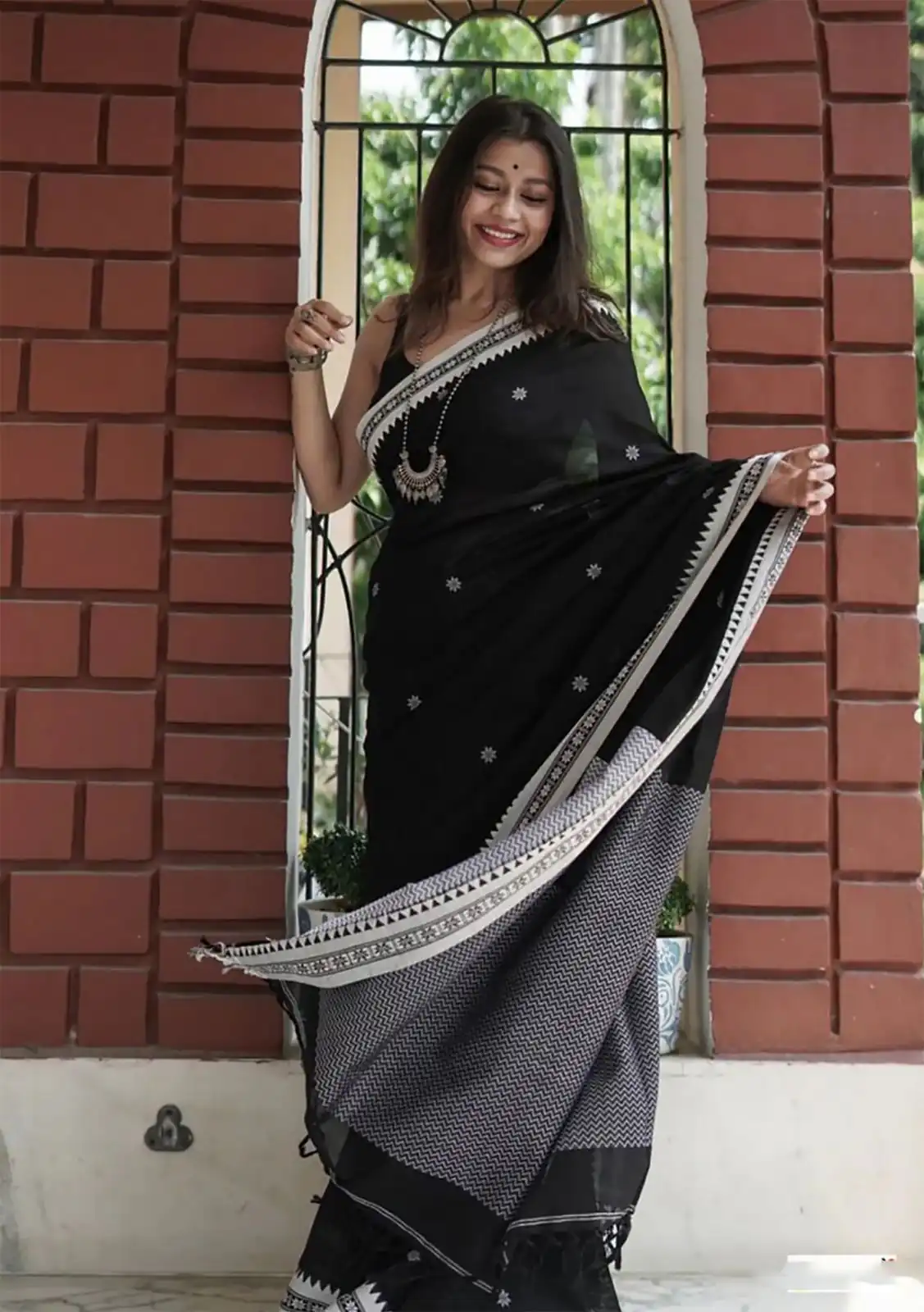 KP 5074 Black Color Soft Lilan Slab Weaving Work Saree Casual, Party Wear, Wedding, Events Etc. Expected Delivery 4-6 Working Days @1449/- | Designer Sarees, Embroidered Sarees, Sarees, Bollywood Sarees, Creative Sarees, Ethnic Saree, Modern Digital sarees, Party Wear Sarees
