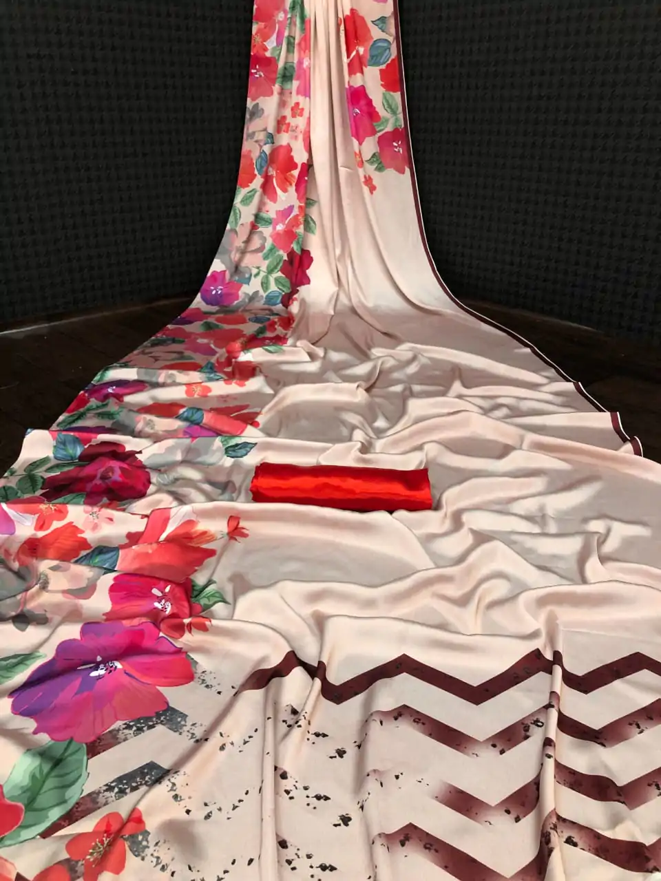 Veechis ANOKHI Cream Color Heavy Devsena Soft Silk Beautiful Digital Printed Saree Casual, Party Festive, Events. Expected Delivery 4-6 Working Days @1499 | Designer Sarees, Embroidered Sarees, Sarees, Bollywood Sarees, Creative Sarees, Modern Digital sarees, Party Wear Sarees