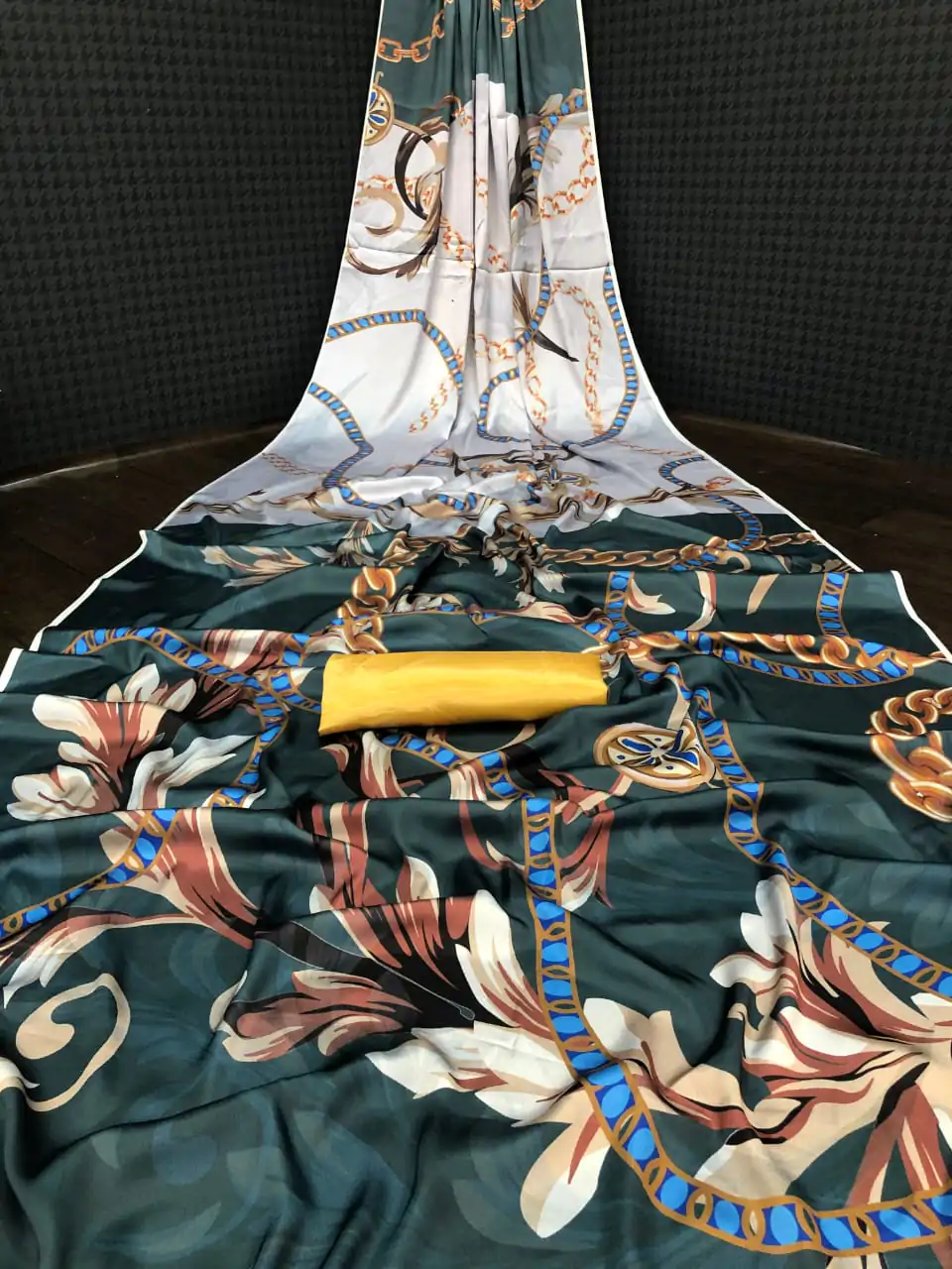 Veechis ANOKHI Dark Green Color Heavy Devsena Soft Silk Beautiful Digital Printed Saree Casual, Festive, Events. Expected Delivery 4-6 Working Days @1499 | Designer Sarees, Embroidered Sarees, Sarees, Bollywood Sarees, Creative Sarees, Modern Digital sarees, Party Wear Sarees
