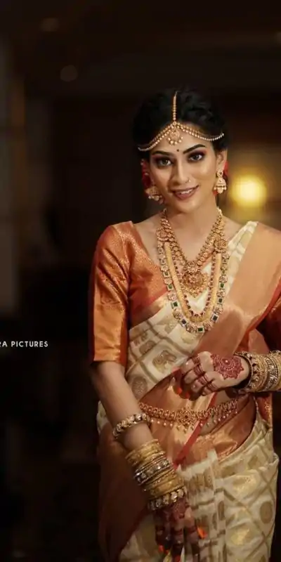 DDF NITYA Golden Color Soft Lichi Silk Ordinary Design Rich Pallu Saree Casual, Party Wear, Events, Festivals Etc. Expected Delivery 4-6 Working Days 1449/ | Designer Sarees, Embroidered Sarees, Sarees, Bollywood Sarees, Creative Sarees, Ethnic Saree, Modern Digital sarees, Party Wear Sarees