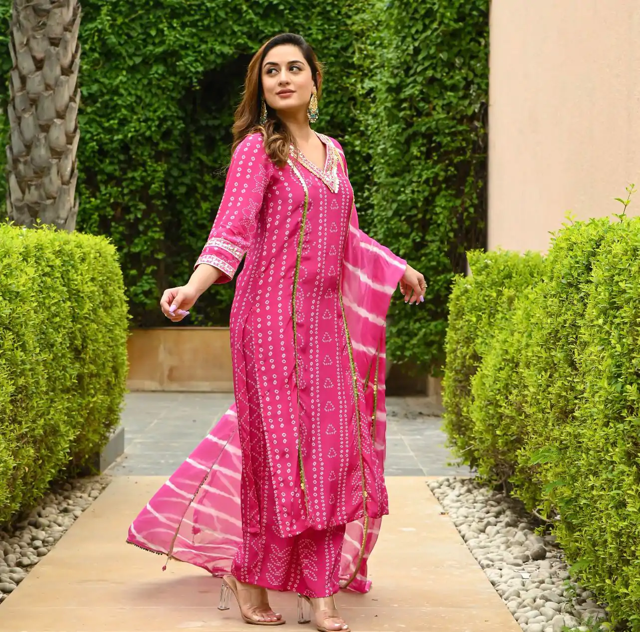 SRK 5061 Pink Color Georgette Digital Printed Embroidery Salwar Suit Casual, Wedding, Party, Festive, Events . Expected Delivery  4-6 Working Days @1899/- | Casual Suits, Salwar suit, Creative suits, Designer Suits, Palazzo Suits, Party Wear Suits, Patiala Suits, Straight Suits