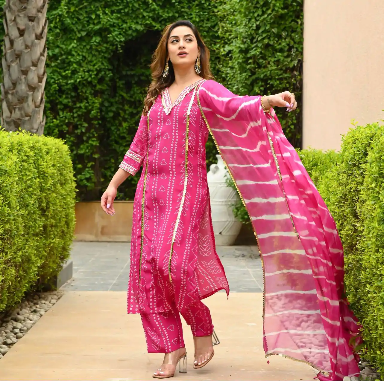 SRK 5061 Pink Color Georgette Digital Printed Embroidery Salwar Suit Casual, Wedding, Party, Festive, Events . Expected Delivery  4-6 Working Days @1899/- | Casual Suits, Salwar suit, Creative suits, Designer Suits, Palazzo Suits, Party Wear Suits, Patiala Suits, Straight Suits