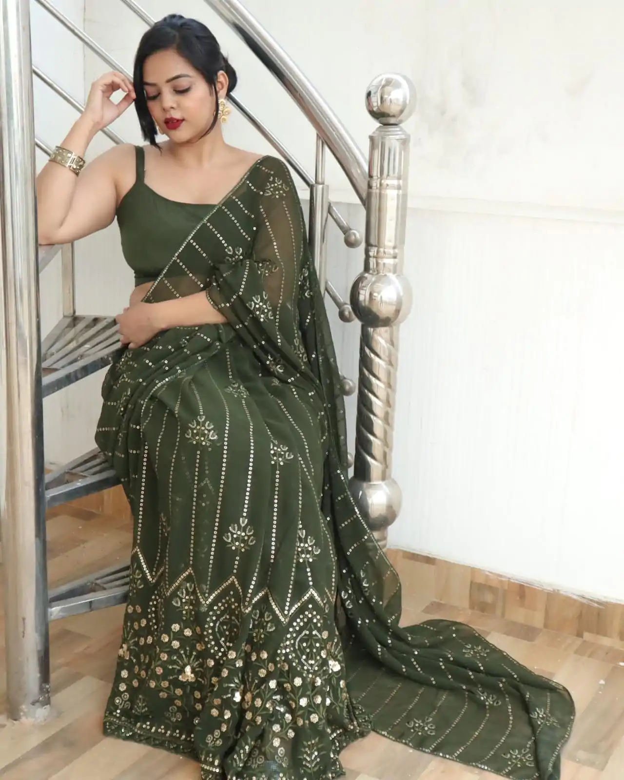 JR 609 Green Color Georgette Embroidery Sequence Saree Casual, Wedding, Festive, Events Expected Delivery  4-6 Working Days @1749/- | Designer Sarees, Embroidered Sarees, Sarees, Bollywood Sarees, Creative Sarees, Ethnic Saree, Modern Digital sarees, Party Wear Sarees