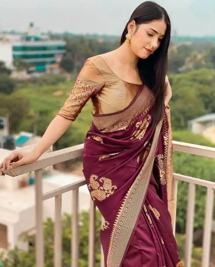 DDF HEERVA Maroon Color Soft Lichi Silk Ordinary Design Rich Pallu Saree Casual, Party Wear, Events, Festivals Etc. Expected Delivery 4-6 Working Days 1399/ | Designer Sarees, Embroidered Sarees, Sarees, Bollywood Sarees, Creative Sarees, Ethnic Saree, Modern Digital sarees, Party Wear Sarees