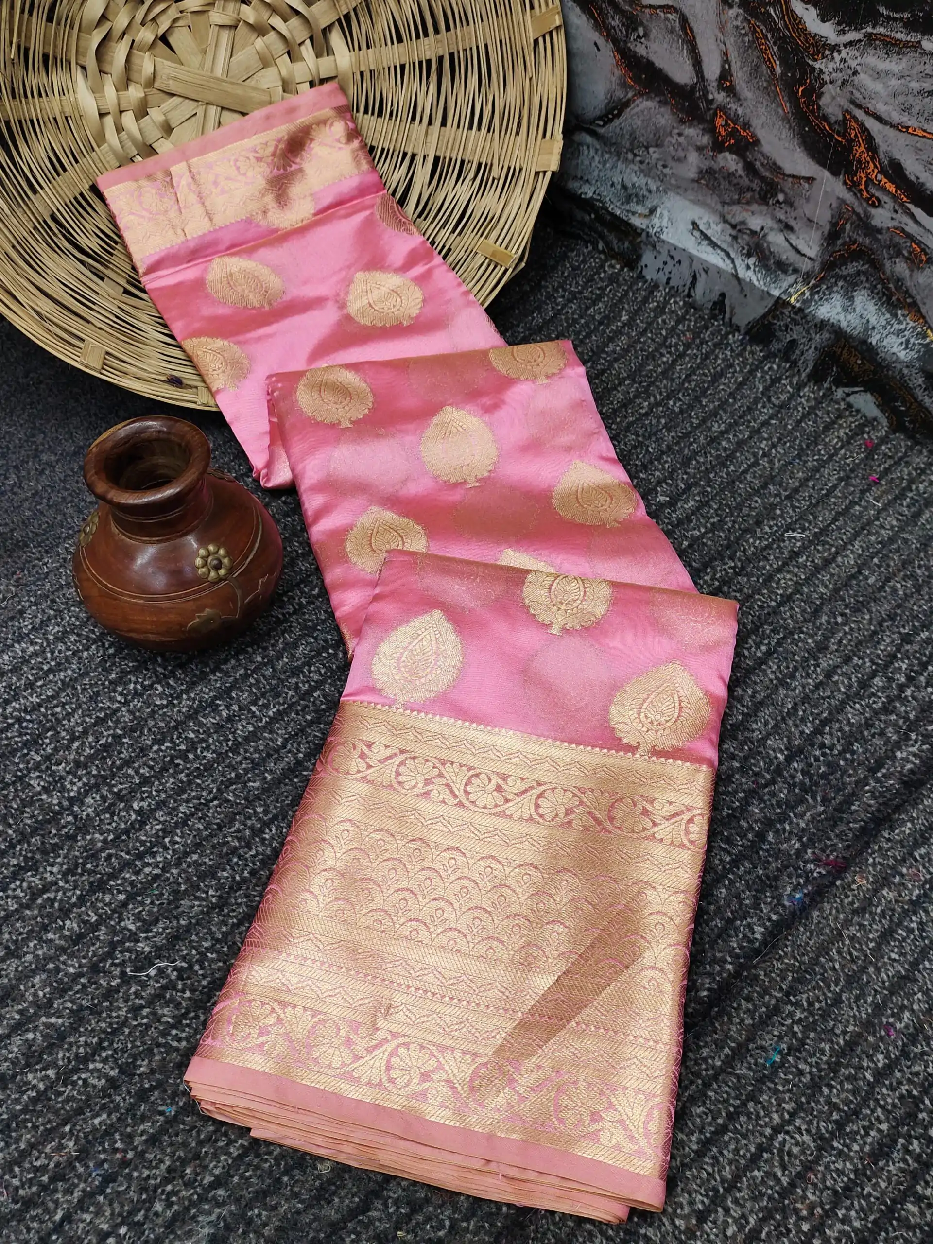 MB 3246 Baby Pink Color Organza Silk Beautiful Gold Zari Saree Casual, Wedding, Party, Festival, Events, Etc. Expected Delivery 4-6 Working Days @1599/- | Designer Sarees, Embroidered Sarees, Sarees, Bollywood Sarees, Creative Sarees, Ethnic Saree, Modern Digital sarees, Party Wear Sarees
