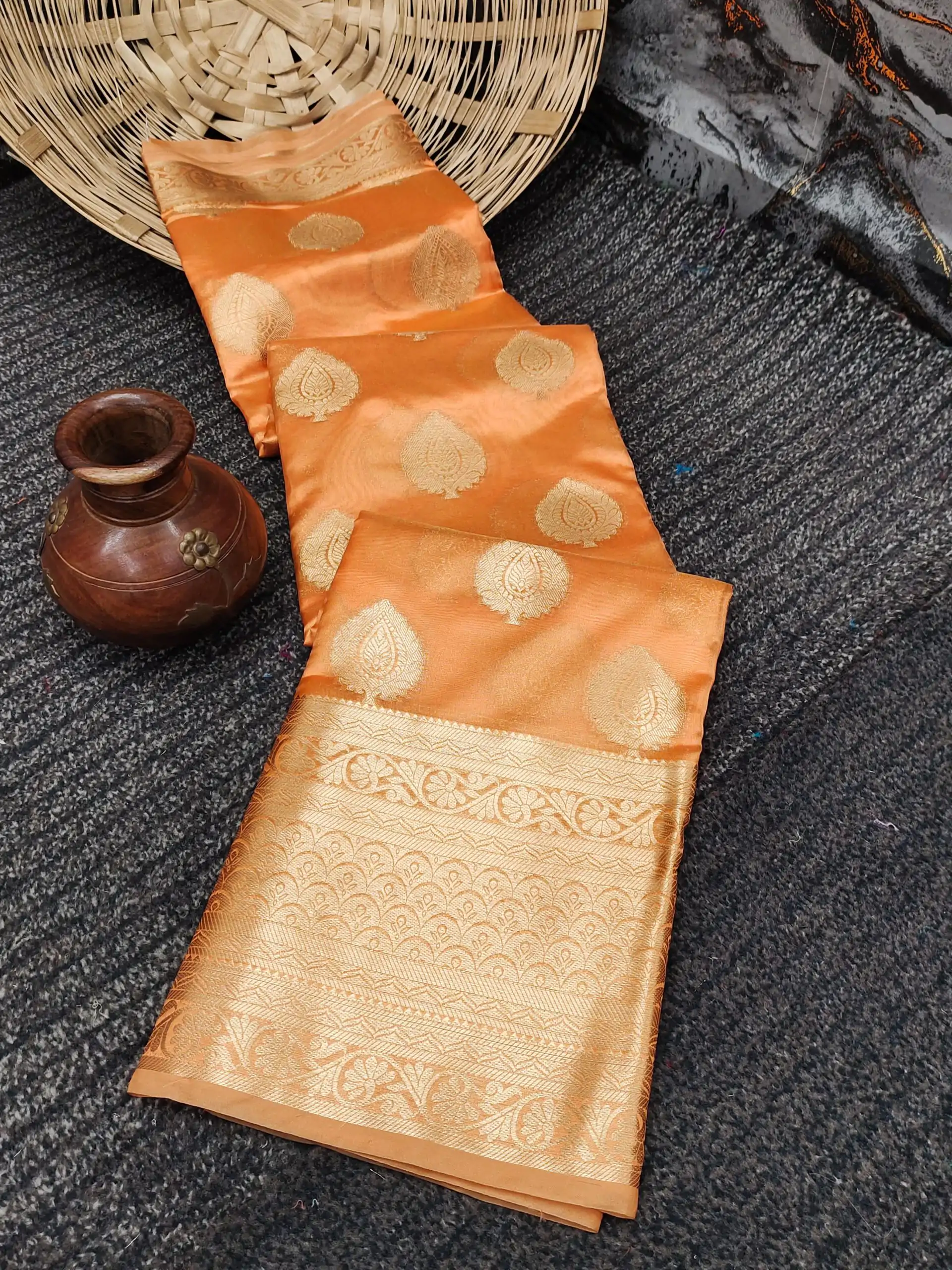 MB 3246 Orange Color Organza Silk Beautiful Gold Zari Saree Casual, Wedding, Party, Festival, Events, Etc. Expected Delivery 4-6 Working Days @1599/- | Designer Sarees, Embroidered Sarees, Sarees, Bollywood Sarees, Creative Sarees, Ethnic Saree, Modern Digital sarees, Party Wear Sarees