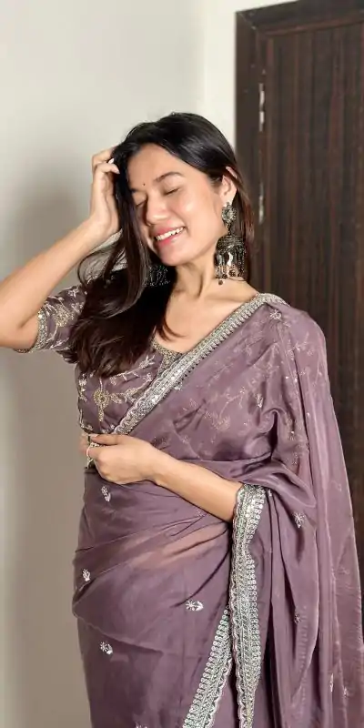 AC MAGIC CIRCLE Purple Color Pure Soft Organza Embroidery Zari Saree Casual, Wedding, Festive, Events Expected Delivery 4-6 Working Days @2099/- | Designer Sarees, Embroidered Sarees, Sarees, Bollywood Sarees, Creative Sarees, Ethnic Saree, Modern Digital sarees, Party Wear Sarees