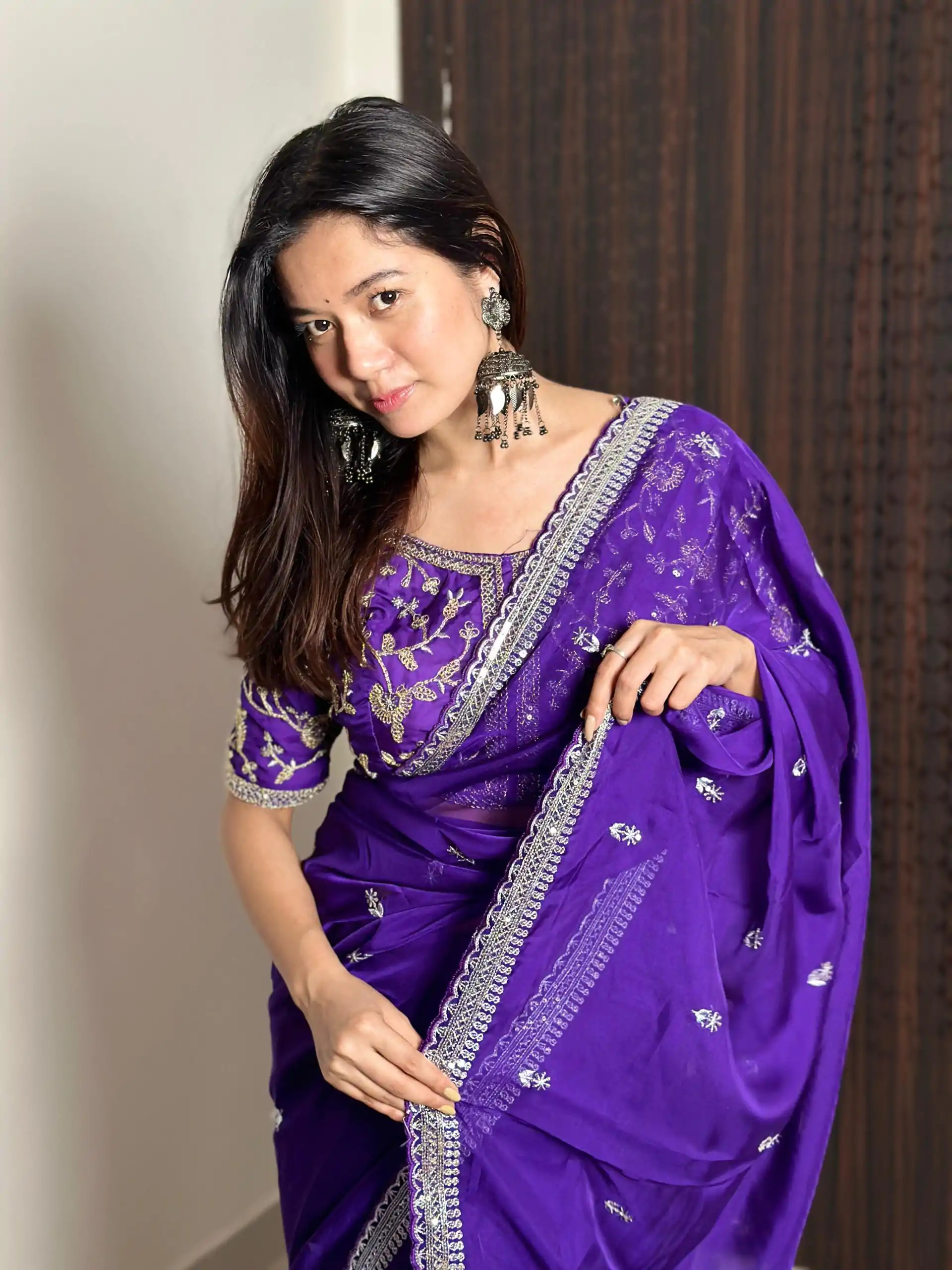 AC MAGIC CIRCLE Violet Color Pure Soft Organza Embroidery Zari Saree Casual, Wedding, Festive, Events Expected Delivery 4-6 Working Days @2099/- | Designer Sarees, Embroidered Sarees, Sarees, Bollywood Sarees, Creative Sarees, Ethnic Saree, Modern Digital sarees, Party Wear Sarees