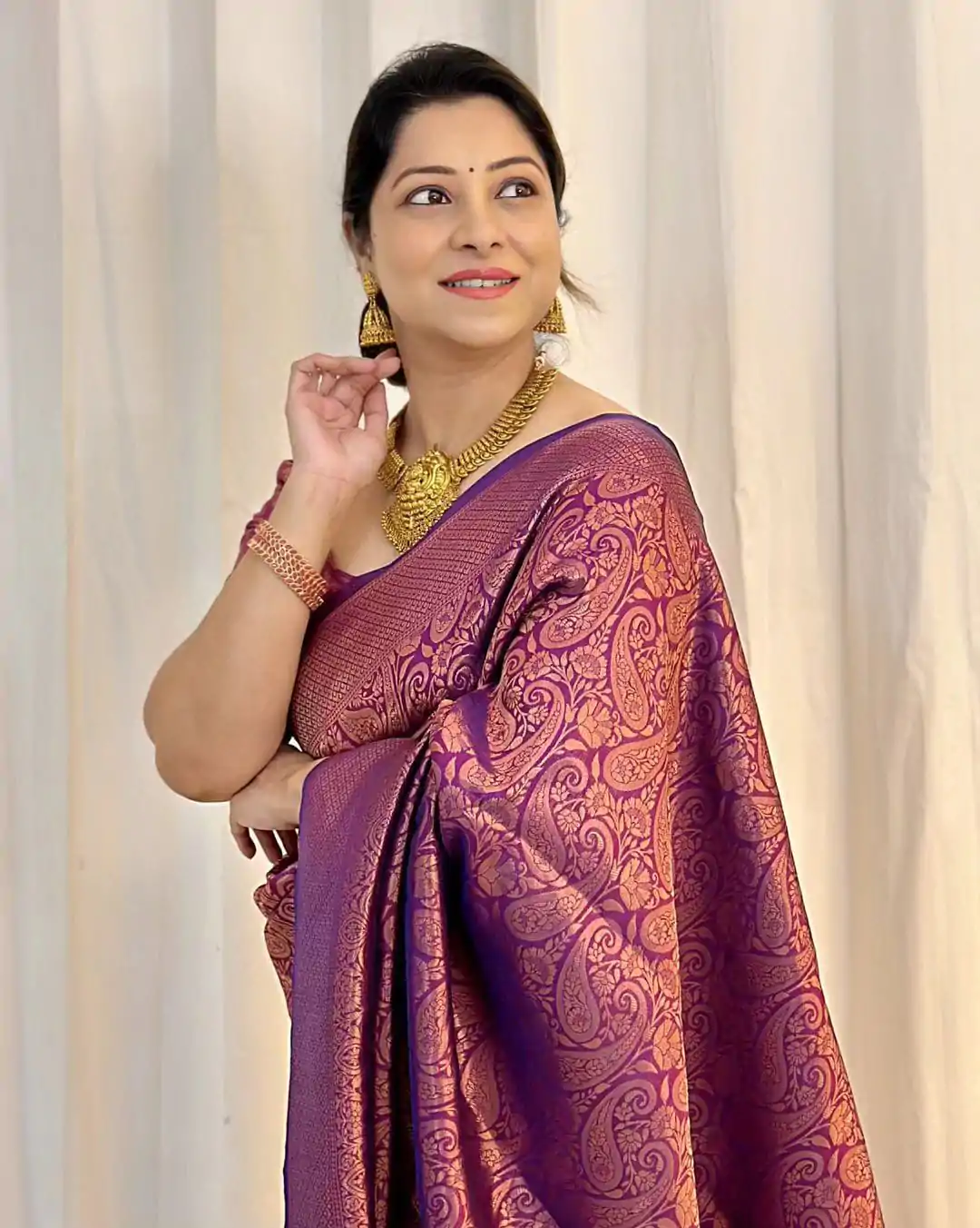 GK Kubera Purple Color Soft Silk Beautiful Rich Pallu All Over Saree Events Casual Wedding Festive . Expected Delivery  4-6 Working Days @1699/- | Designer Sarees, Sarees, Bollywood Sarees, Creative Sarees, Embroidered Sarees, Ethnic Saree, Modern Digital sarees, Party Wear Sarees