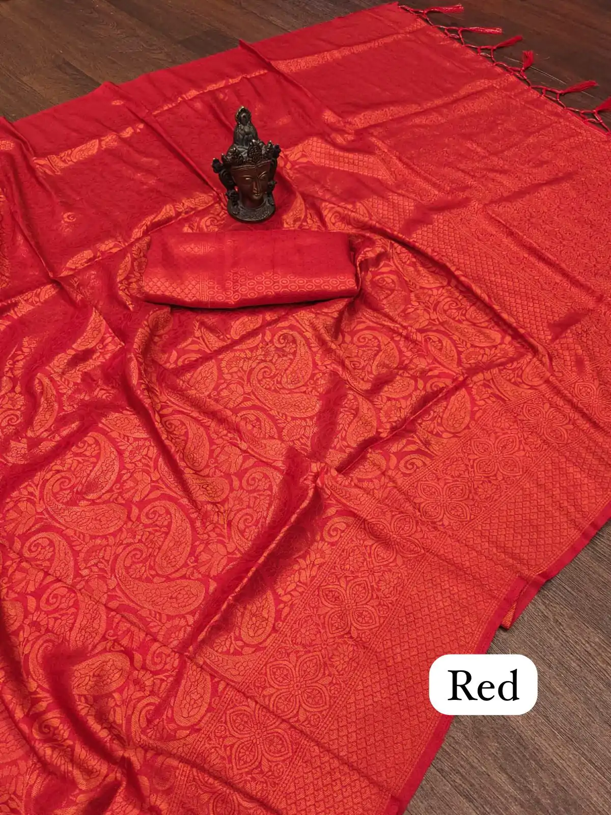 GK Kubera Red Color Soft Silk Beautiful Rich Pallu All Over Saree Events Casual Wedding Festive . Expected Delivery  4-6 Working Days @1699/- | Designer Sarees, Sarees, Bollywood Sarees, Creative Sarees, Embroidered Sarees, Ethnic Saree, Modern Digital sarees, Party Wear Sarees