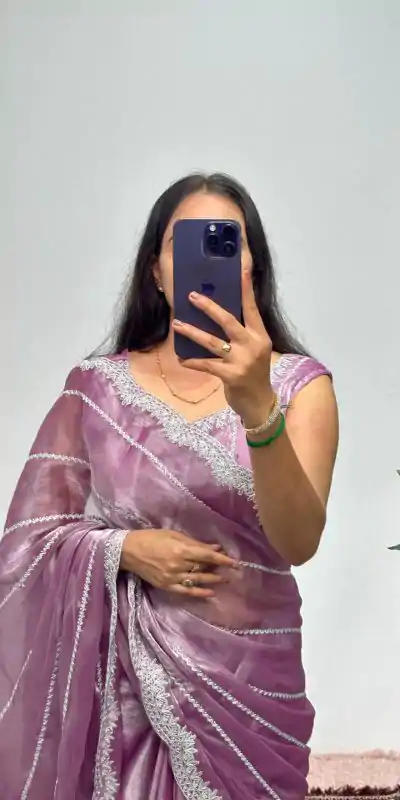 ST 476 Light Purple Color Burberry Blooming Embroidery Zari Saree Casual, Wedding, Party, Festive, Events Etc. Expected Delivery 4-6 Working Days @1899/- | Designer Sarees, Embroidered Sarees, Sarees, Bollywood Sarees, Creative Sarees, Ethnic Saree, Modern Digital sarees, Party Wear Sarees
