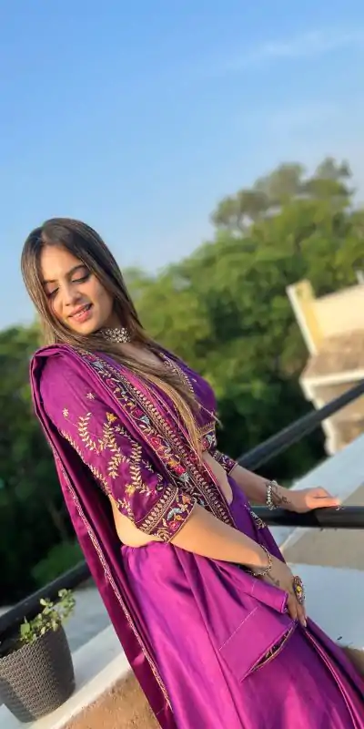 JR 576 Purple Color Rangoli Silk Embroidery Work Lace Saree Casual, Wedding, Festive, Events Expected Delivery 4-6 Working Days @1549/- | Designer Sarees, Embroidered Sarees, Sarees, Bollywood Sarees, Creative Sarees, Ethnic Saree, Modern Digital sarees, Party Wear Sarees