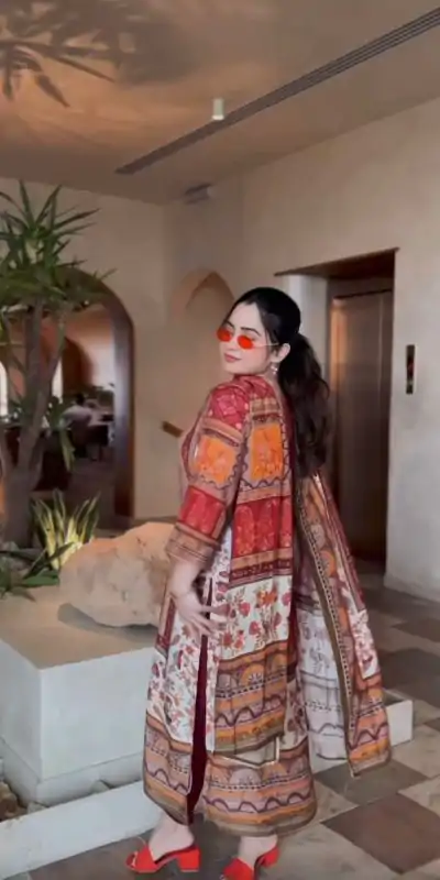 LG 1864 White color Maslin Printed Real Mirror Work Salwar Suit Casual, Wedding, Party, Festive, Events . Expected Delivery 4-6 Working Days @1799/- | Casual Suits, Salwar suit, Creative suits, Designer Suits, Palazzo Suits, Party Wear Suits, Patiala Suits, Straight Suits