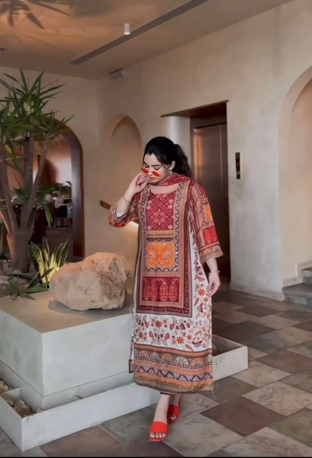 LG 1864 White color Maslin Printed Real Mirror Work Salwar Suit Casual, Wedding, Party, Festive, Events . Expected Delivery  4-6 Working Days @1799/- | Casual Suits, Salwar suit, Creative suits, Designer Suits, Palazzo Suits, Party Wear Suits, Patiala Suits, Straight Suits