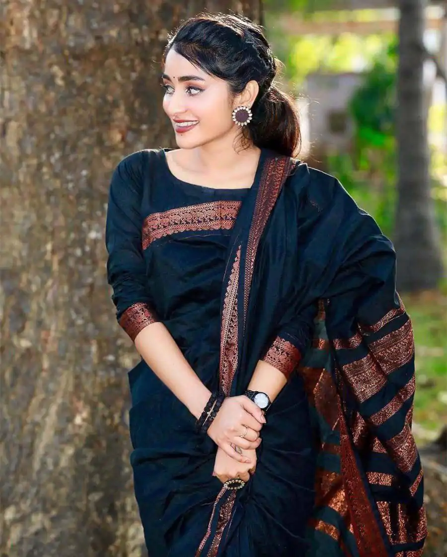 DDF COPPER Black Color Banarasi Soft Silk Ordinary Design Saree Casual, Party Wear, Events, Festivals Wear Etc. Expected Delivery 4-6 Working Days 1399/- | Designer Sarees, Embroidered Sarees, Sarees, Bollywood Sarees, Creative Sarees, Ethnic Saree, Modern Digital sarees, Party Wear Sarees