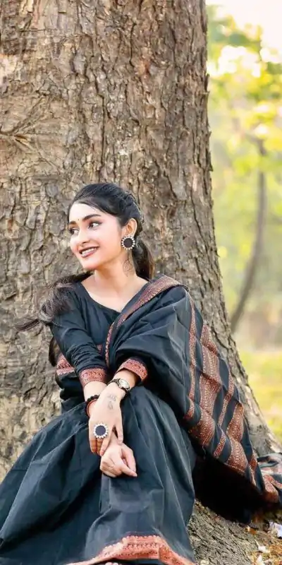 DDF COPPER Black Color Banarasi Soft Silk Ordinary Design Saree Casual, Party Wear, Events, Festivals Wear Etc. Expected Delivery 4-6 Working Days 1399/- | Designer Sarees, Embroidered Sarees, Sarees, Bollywood Sarees, Creative Sarees, Ethnic Saree, Modern Digital sarees, Party Wear Sarees