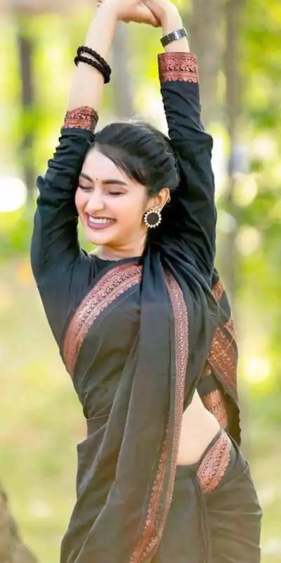 DDF COPPER Black Color Banarasi Soft Silk Ordinary Design Saree Casual, Party Wear, Events, Festivals Wear Etc. Expected Delivery 4-6 Working Days 1399/- | Designer Sarees, Embroidered Sarees, Sarees, Bollywood Sarees, Creative Sarees, Ethnic Saree, Modern Digital sarees, Party Wear Sarees