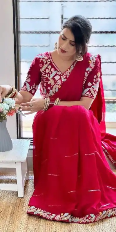 BT 3107 Red Color Rangoli Silk Beautiful Embroidery Saree Casual, Party Wear, Traditional Wear, Wedding Wear, Events Etc.@2099/- | Designer Sarees, Sarees, Bollywood Sarees, Creative Sarees, Ethnic Saree, Modern Digital sarees, Party Wear Sarees