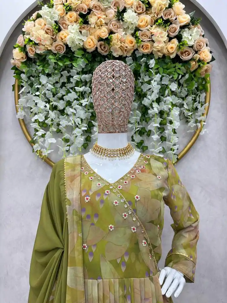 KD 1374 Green  Color Georgette Silk Digital Printed Salwar Suit Casual, Party, Festive, Events Wedding Etc.  Expected Delivery 4-6 Working Days @2049/- | Casual Suits, Salwar suit, Creative suits, Designer Suits, Palazzo Suits, Party Wear Suits, Straight Suits