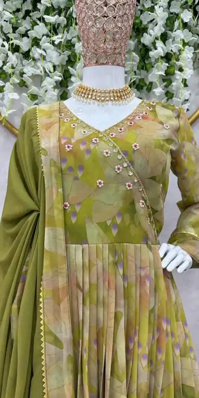 KD 1374 Green  Color Georgette Silk Digital Printed Salwar Suit Casual, Party, Festive, Events Wedding Etc.  Expected Delivery 4-6 Working Days @2049/- | Casual Suits, Salwar suit, Creative suits, Designer Suits, Palazzo Suits, Party Wear Suits, Straight Suits
