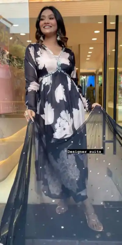 KD 1374 Black Color Chinon Silk Digital Printed Salwar Suit Casual, Party, Festive, Events Wedding Etc.  Expected Delivery 4-6 Working Days @2049/- | Casual Suits, Salwar suit, Creative suits, Designer Suits, Palazzo Suits, Party Wear Suits, Straight Suits