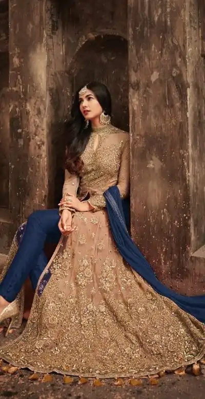 FC Maisha 5704 Golden & Blue Color Vaishnavi Net Embroidery Salwar Suit Wedding, Party, Festive events, Expected Delivery  4-6 Working Days @2199 | Casual Suits, Salwar suit, Creative suits, Designer Suits, Palazzo Suits, Party Wear Suits, Patiala Suits, Straight Suits