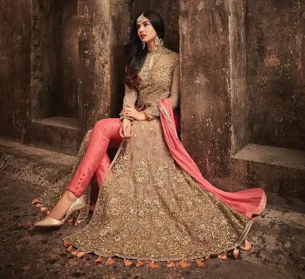 FC Maisha 5704 Golden & Pink Color Heavy Net Embroidery Salwar Suit Wedding, Party, Festive events, Expected Delivery  4-6 Working Days @2199 | Casual Suits, Salwar suit, Creative suits, Designer Suits, Palazzo Suits, Party Wear Suits, Patiala Suits, Straight Suits