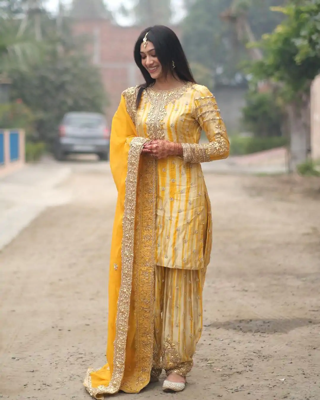 SSR 480 Yellow Color Chinnon Embroidery Sequence Salwar Suit Wedding, Party, Festive, Events Expected Delivery 4-6 Working Days @ 2499/- | Casual Suits, Jump Suits, Salwar suit, Creative suits, Designer Suits, Palazzo Suits, Party Wear Suits, Patiala Suits, Straight Suits