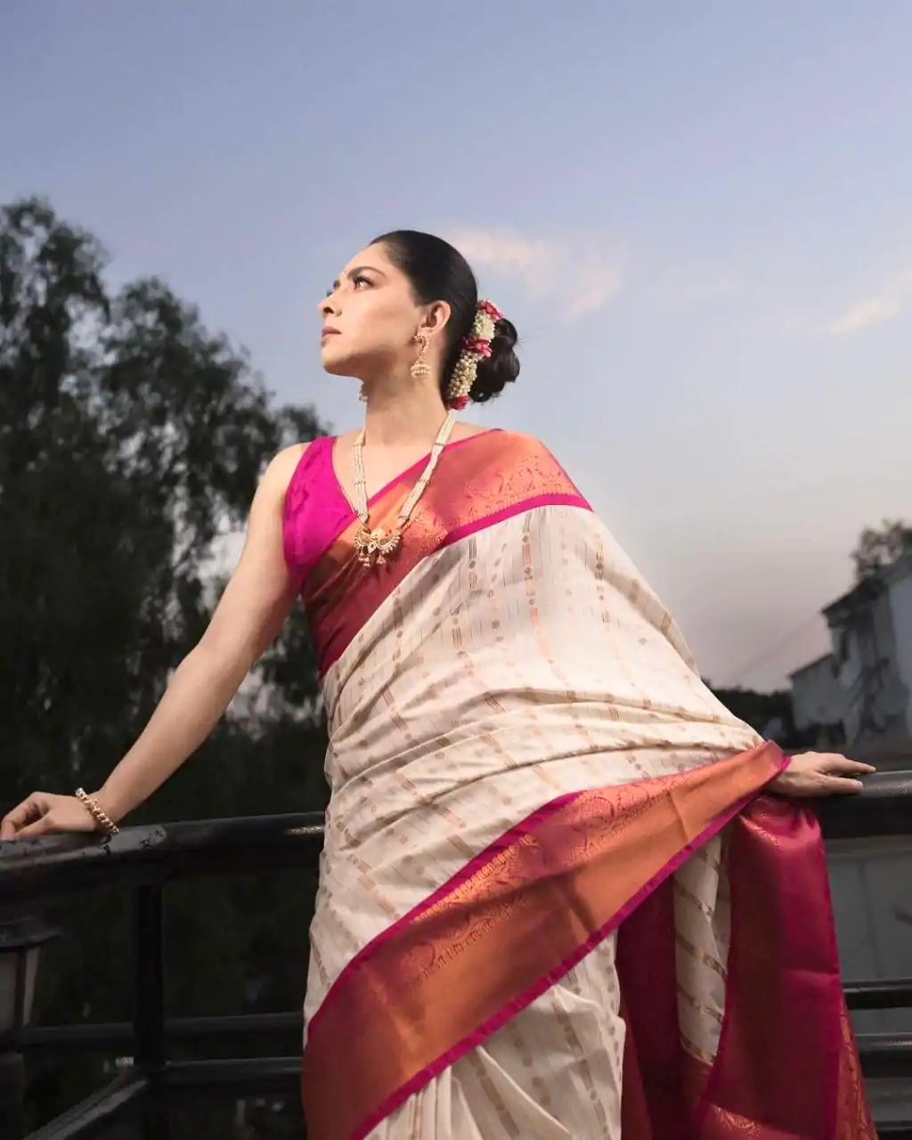 DDF SHRUTI 2 Golden Color Soft Lichi Silk Ordinary Design Rich Pallu Saree Casual, Party Wear, Events, Festivals Expected Delivery 4-6 Working @1499 | Designer Sarees, Embroidered Sarees, Sarees, Bollywood Sarees, Creative Sarees, Ethnic Saree, Modern Digital sarees, Party Wear Sarees