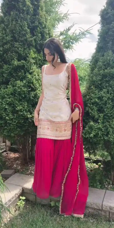 SRK 5177 White Color Georgette Embroidery Sequence Salwar Suit Wedding, Party, Festive, Events Expected Delivery 4-6 Working Days @ 1899/- | Casual Suits, Jump Suits, Salwar suit, Creative suits, Designer Suits, Palazzo Suits, Party Wear Suits, Patiala Suits, Straight Suits