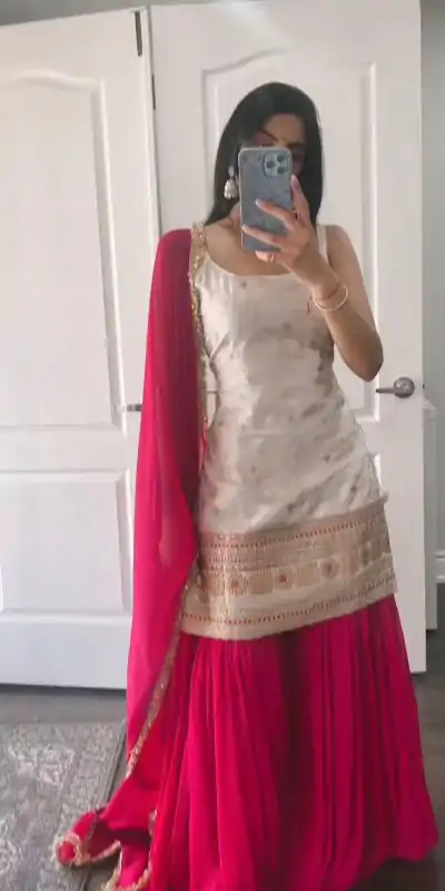 SRK 5177 White Color Georgette Embroidery Sequence Salwar Suit Wedding, Party, Festive, Events Expected Delivery 4-6 Working Days @ 1899/- | Casual Suits, Jump Suits, Salwar suit, Creative suits, Designer Suits, Palazzo Suits, Party Wear Suits, Patiala Suits, Straight Suits