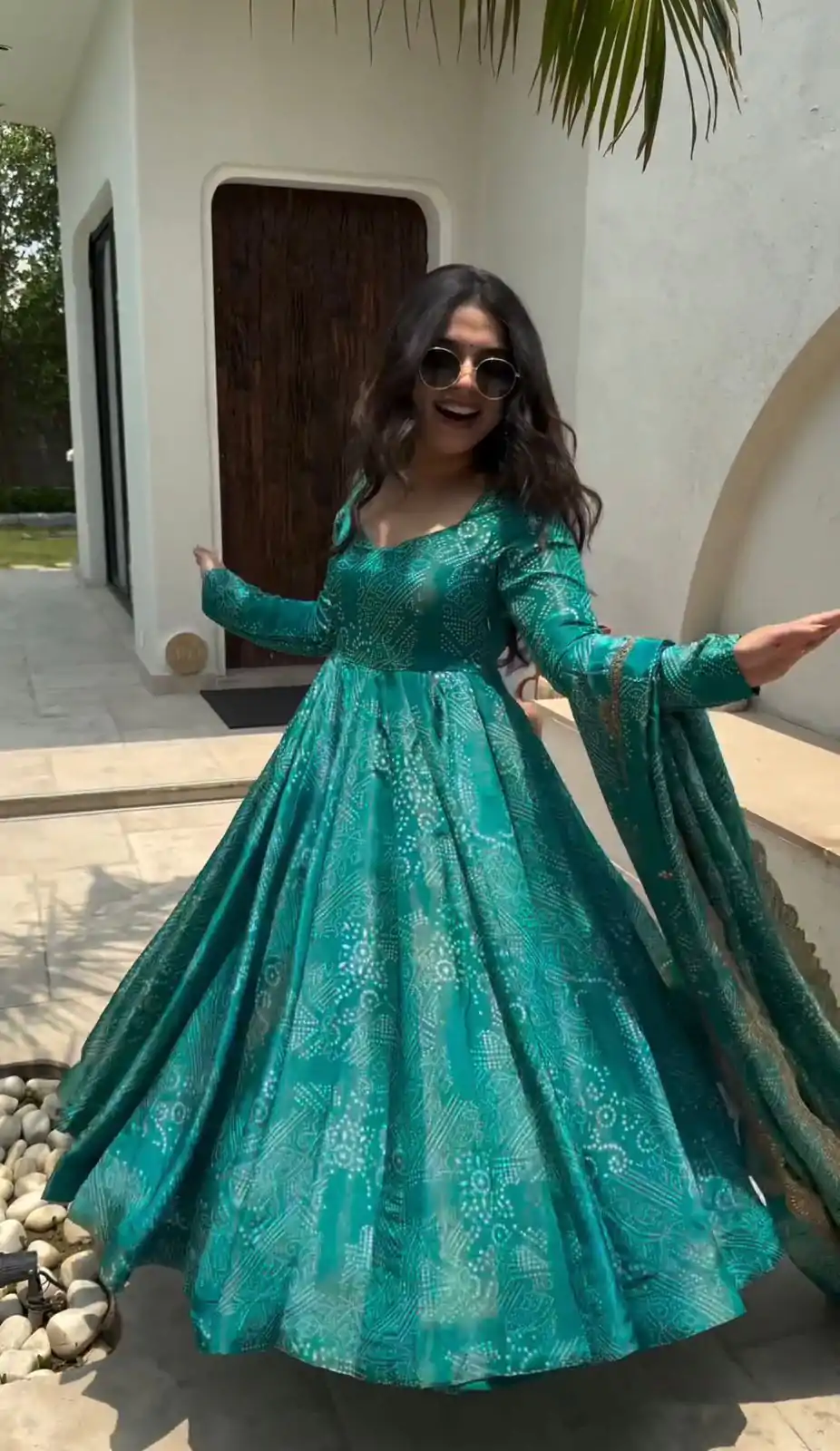 AD 172 Green Color Two Tone Banarasi Silk Digital Printed Gown Casual, Wedding, Party, Festive, Events Etc. Expected Delivery 4-6 Working Days @1999/- | Gowns, Bollywood Gowns, Creative Gowns, Designer Gowns, Embroidered Gowns, Party Wear Gowns
