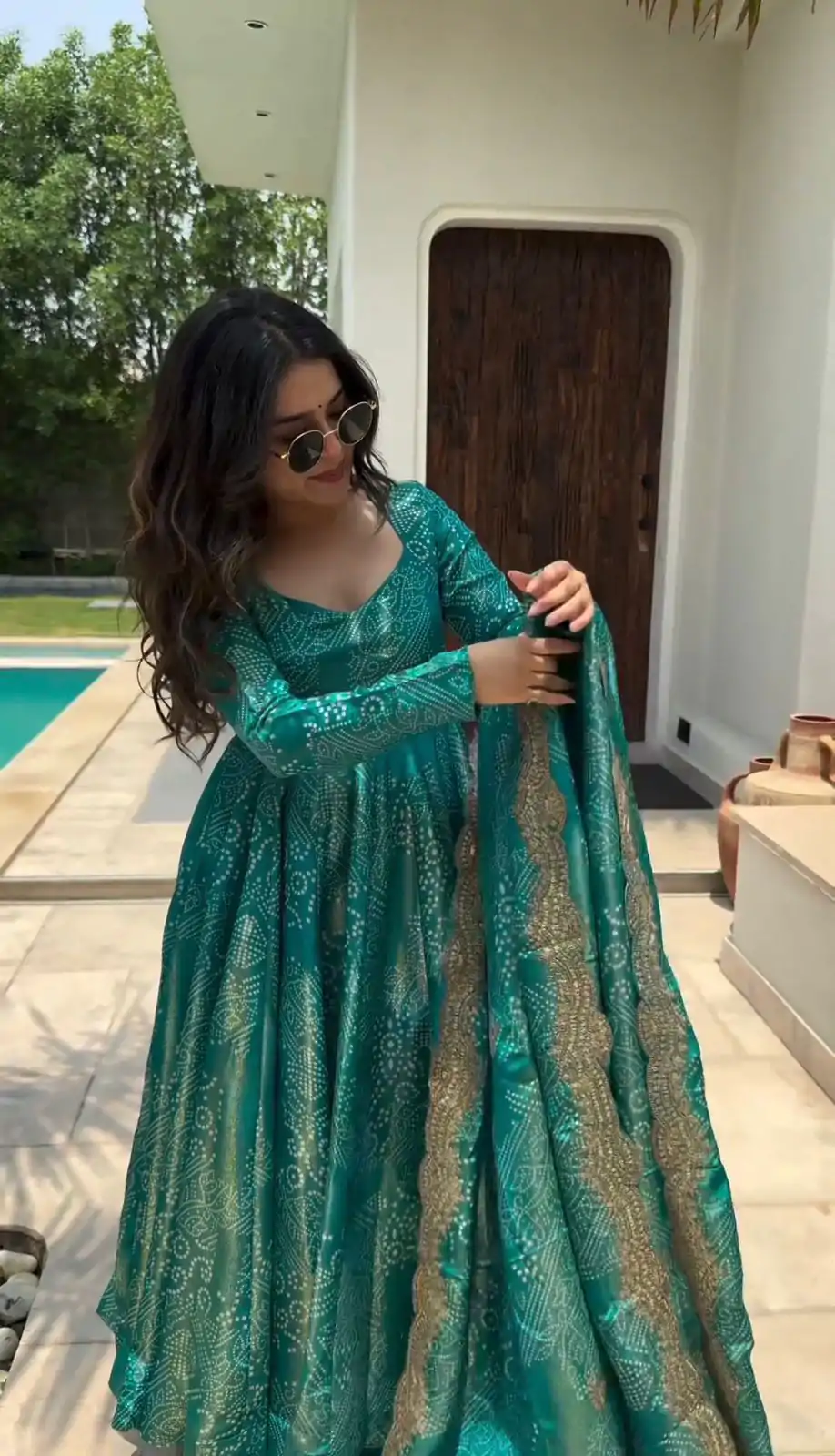 AD 172 Green Color Two Tone Banarasi Silk Digital Printed Gown Casual, Wedding, Party, Festive, Events Etc. Expected Delivery 4-6 Working Days @1999/- | Gowns, Bollywood Gowns, Creative Gowns, Designer Gowns, Embroidered Gowns, Party Wear Gowns