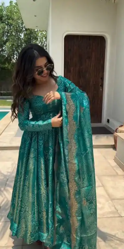 AD 172 Green Color Two Tone Banarasi Silk Digital Printed Gown Casual, Wedding, Party, Festive, Events Etc. Expected Delivery 4-6 Working Days @1999/- | Gowns, Bollywood Gowns, Creative Gowns, Designer Gowns, Embroidered Gowns, Party Wear Gowns