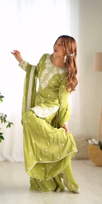 SRK 5185 Green Color Pure Chinnon Silk Embroidery Sequence Salwar Suit Wedding, Party, Festive, Events Expected Delivery 4-6 Working Days @ 1999/- | Casual Suits, Jump Suits, Salwar suit, Creative suits, Designer Suits, Palazzo Suits, Party Wear Suits, Patiala Suits, Straight Suits