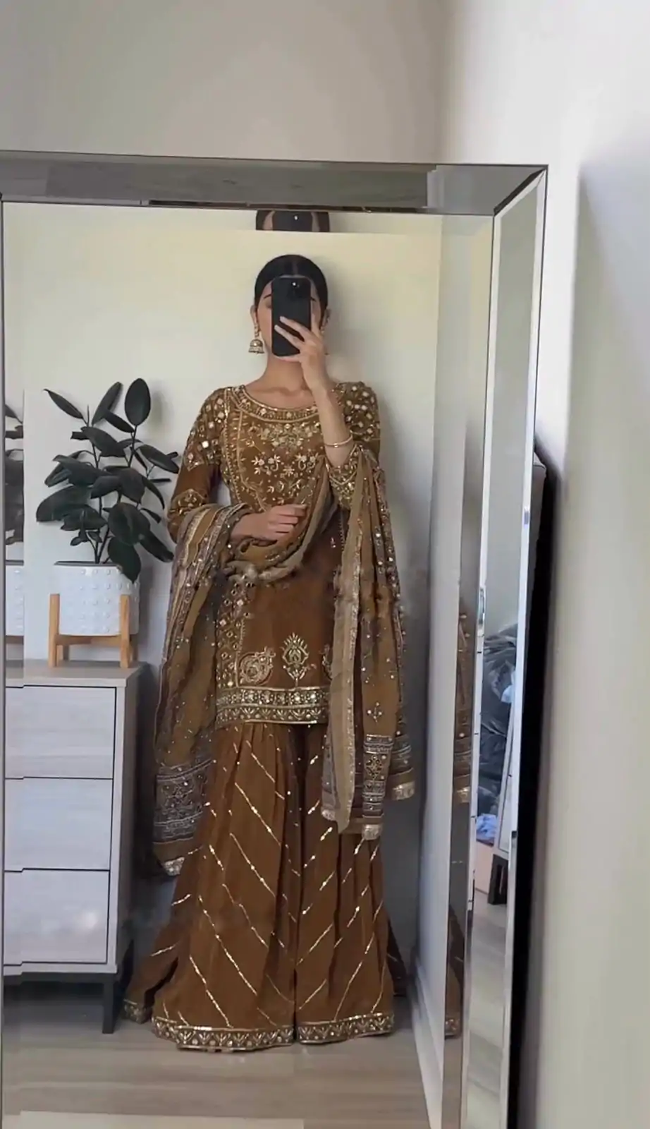 SRK 5189 Brown Color Chinnon Silk Embroidery Sequence Salwar Suit Wedding, Party, Festive, Events Expected Delivery 4-6 Working Days @ 2099/- | Casual Suits, Jump Suits, Salwar suit, Creative suits, Designer Suits, Palazzo Suits, Party Wear Suits, Patiala Suits, Straight Suits