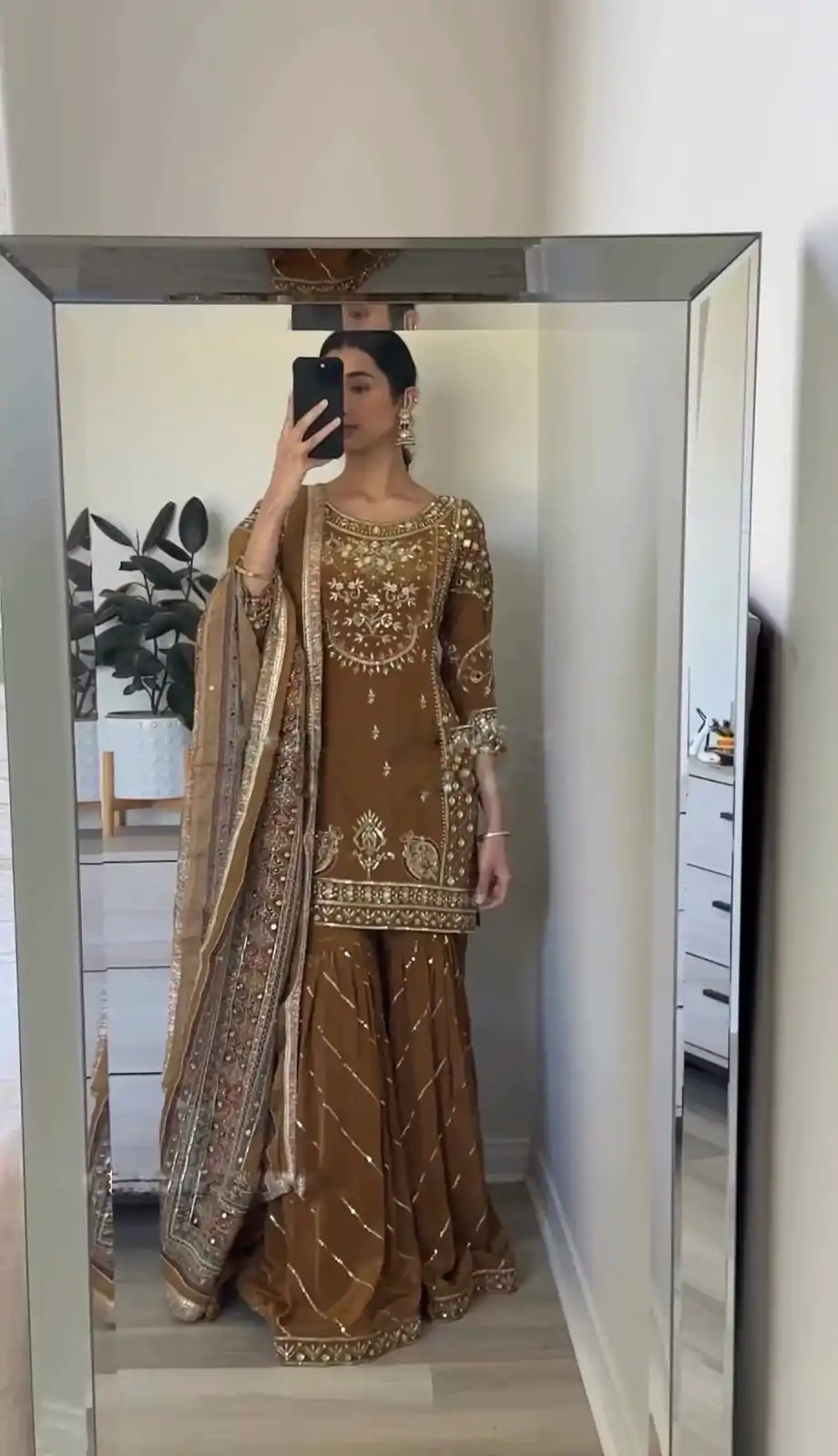 SRK 5189 Brown Color Chinnon Silk Embroidery Sequence Salwar Suit Wedding, Party, Festive, Events Expected Delivery 4-6 Working Days @ 2099/- | Casual Suits, Jump Suits, Salwar suit, Creative suits, Designer Suits, Palazzo Suits, Party Wear Suits, Patiala Suits, Straight Suits