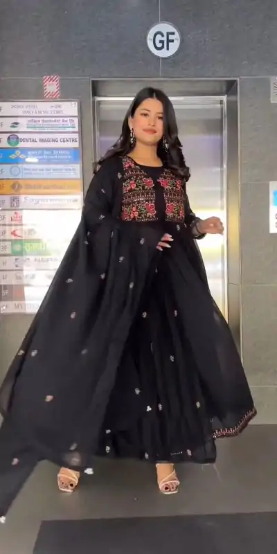 RTC 5714 Black Color Foix Georgette Thread Sequence Salwar Suit Wedding, Party, Festive, Events Etc. Expected Delivery 4-6 Working Days @2199/- | Casual Suits, Salwar suit, Creative suits, Designer Suits, Palazzo Suits, Party Wear Suits, Patiala Suits, Straight Suits