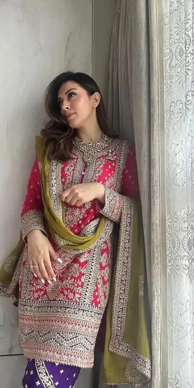 SSR 447 Pink Color Georgette Embroidery Salwar Suit Wedding, Party, Festive, Events Expected Delivery 4-6 Working Days @ 2249/- Only | Casual Suits, Salwar suit, Creative suits, Designer Suits, Party Wear Suits, Straight Suits