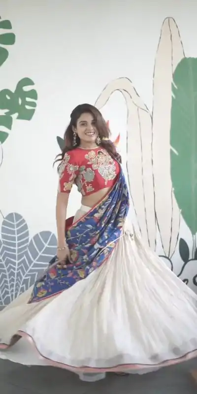 PC 362 White Color Chant Crepe Kalamkari Printed Diamond Lehenga Choli Casual, Party Wear, Events, Festivals Wear Expected Delivery 4-6 Working Days @2079/- | Lehenga, Bollywood Lehenga, Creative Lehenga, Designer Lehenga, Embroidered Lehenga, Party Wear Lehenga